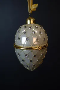 Hovedbilde Påskeegg hvitt med glassperler